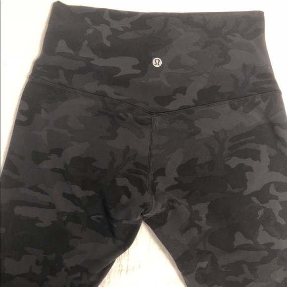 💎NWOT Lululemon Align Crop 21” ❤️ Camo Gray - Picture 4 of 7